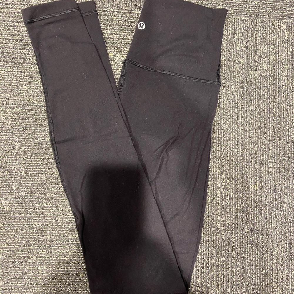 Lululemon Wunder Under 28"
